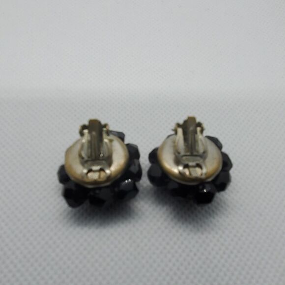 Vintage Black Beaded Clip On Earrings - Picture 3 of 3